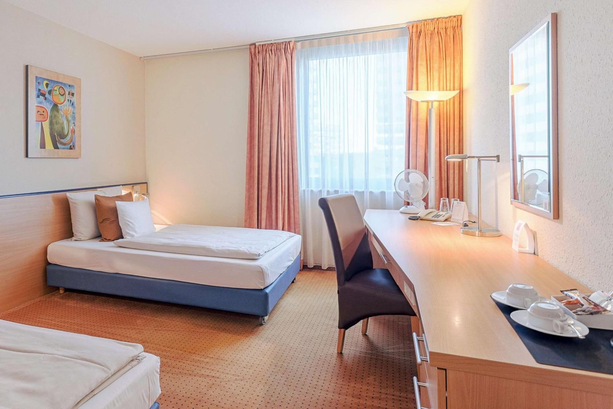 אופנבאך Best Western Macrander Hotel Frankfurt/Kaiserlei מראה חיצוני תמונה